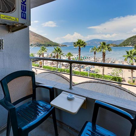 Faros Premium Beach 말마리스 외부 사진