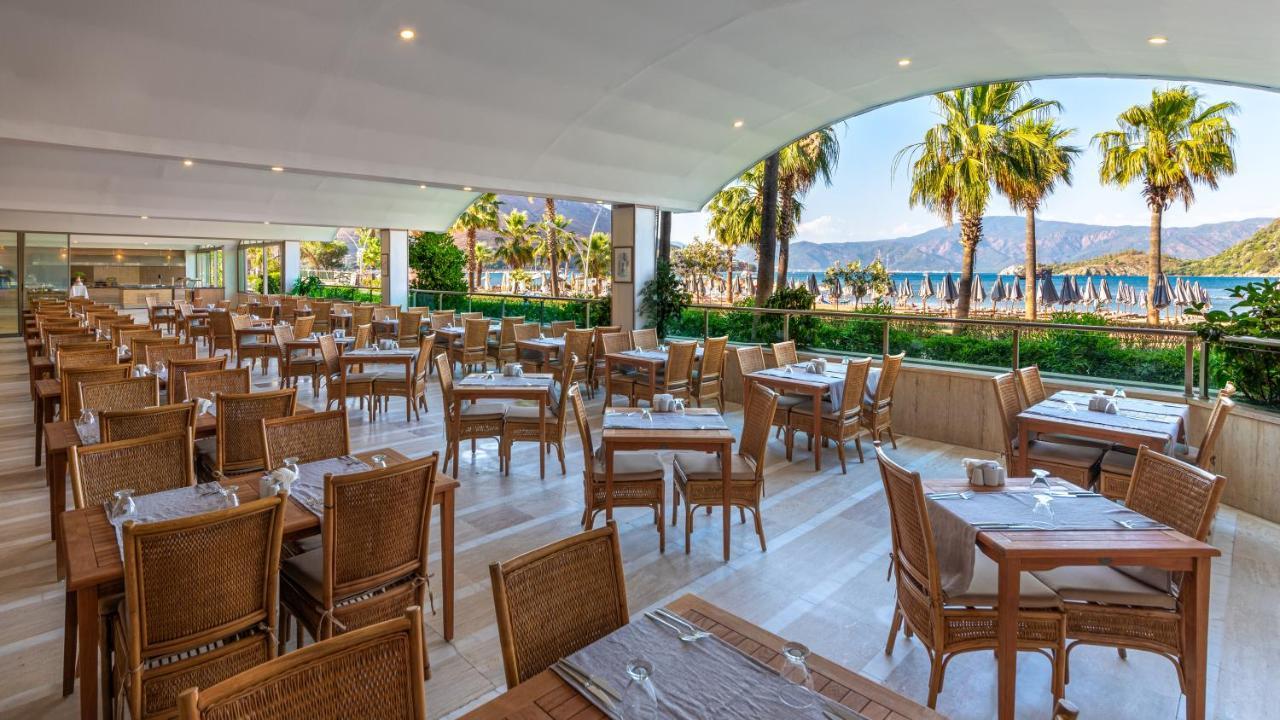 Faros Premium Beach 말마리스 외부 사진